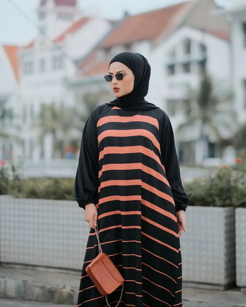 Peach Lines Abaya HAC_0128