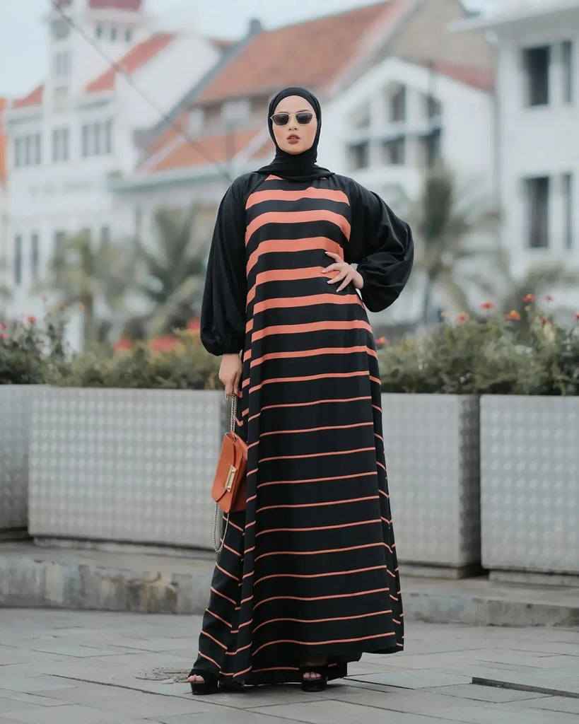 Peach Lines Abaya HAC_0128