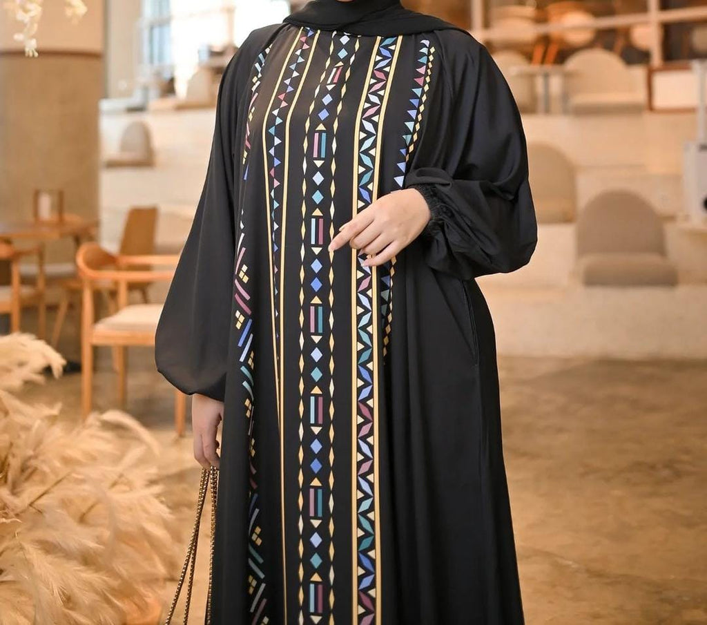 Black Line Geometric Abaya NAC-0001