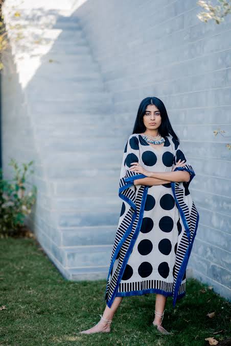 Circle Kaftan Lawn HLK-0001