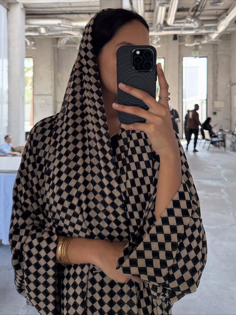 Checker Abaya Gown with Scarf