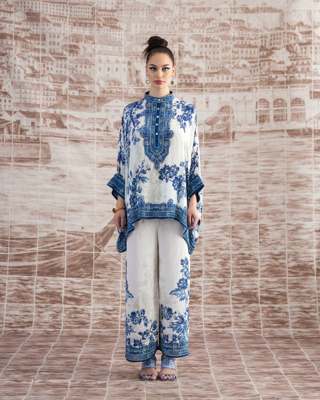 White & Blue Short Set HWB-0007