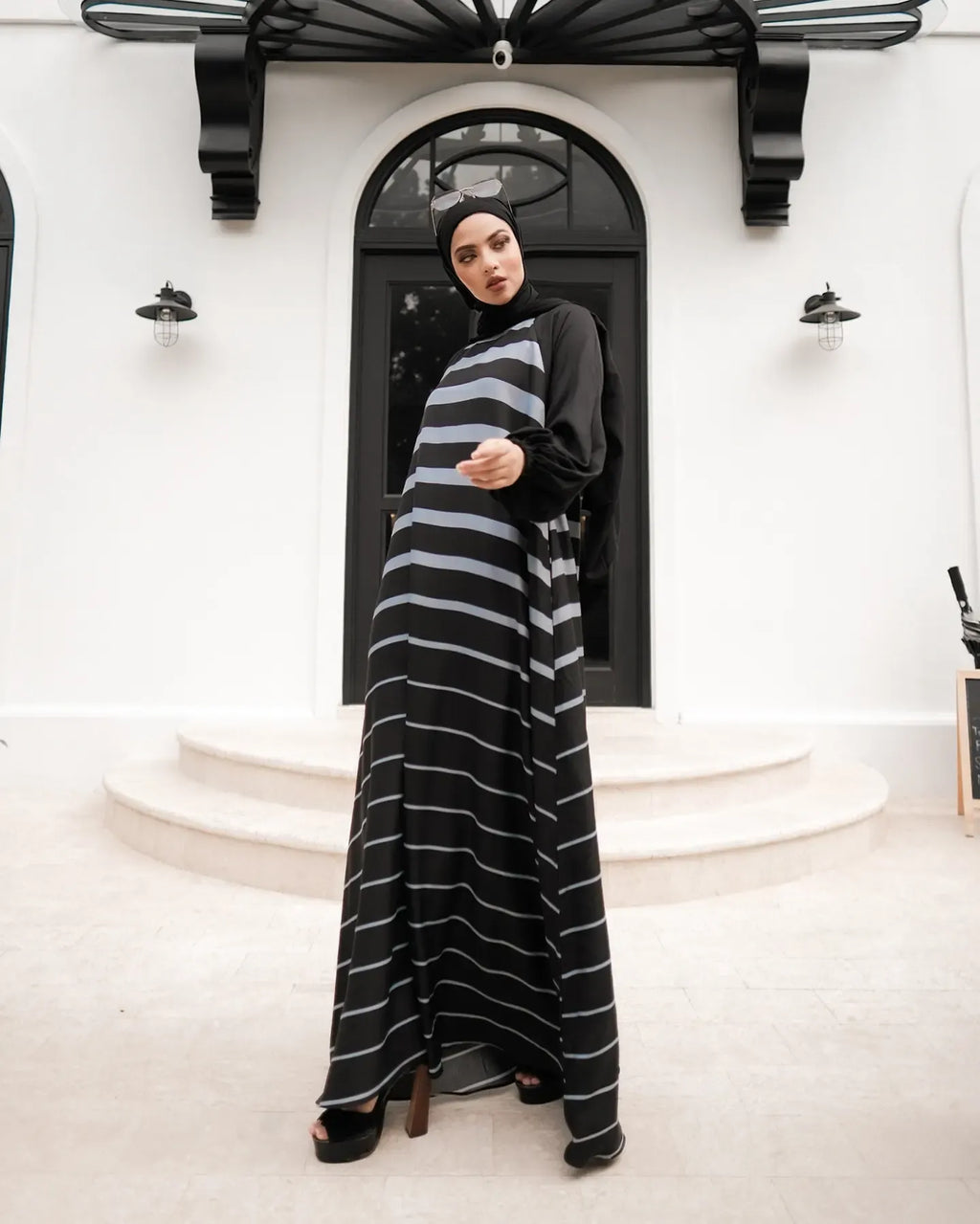 Blue Lines Abaya HAC_0037