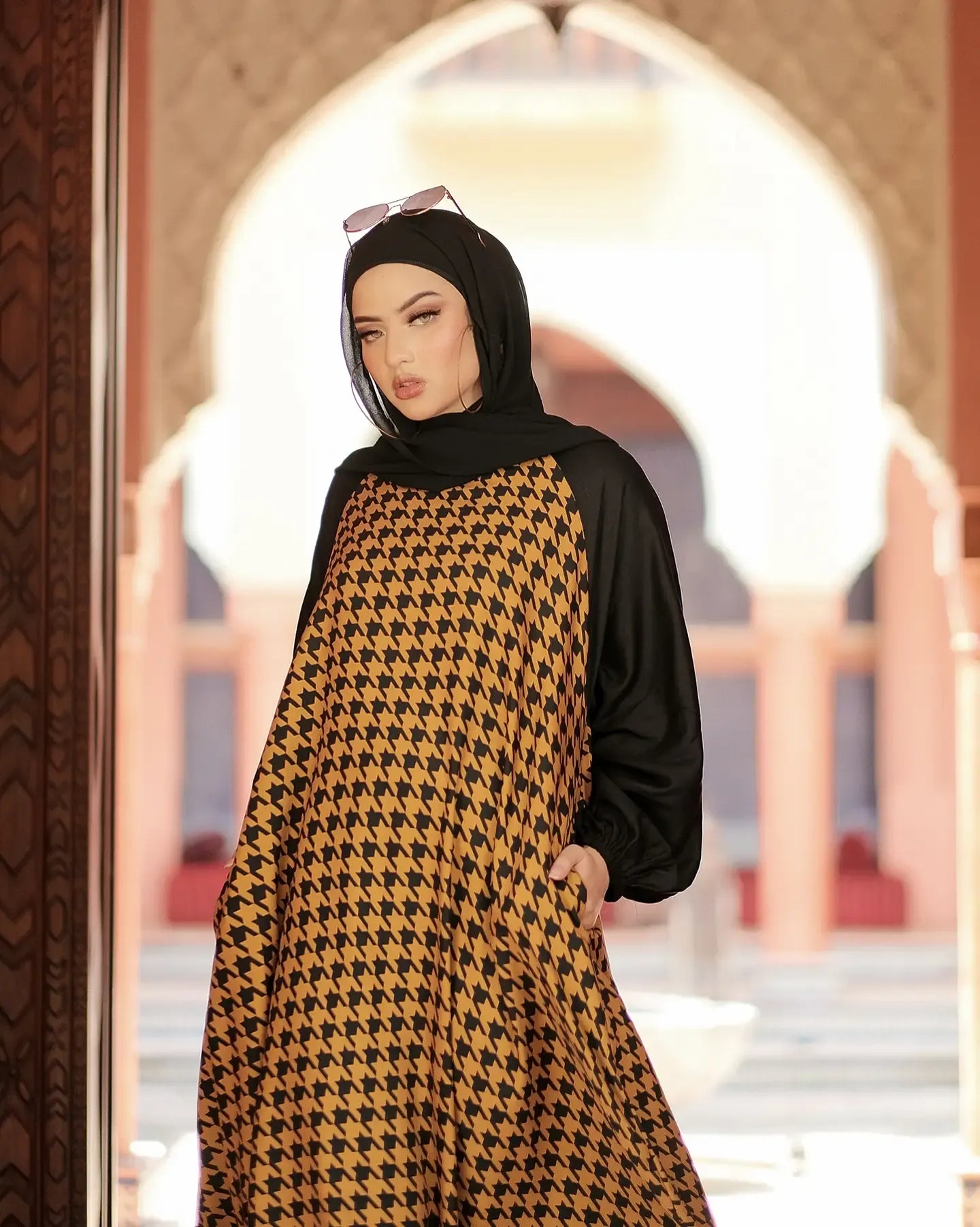 Mustard Houndstooth Abaya HAC_0126
