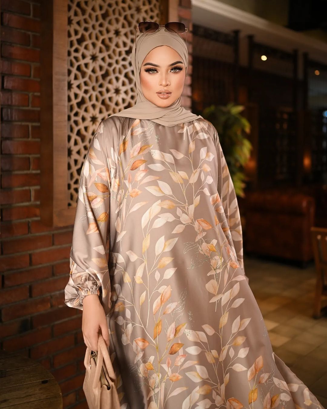 Donelli Abaya Brown