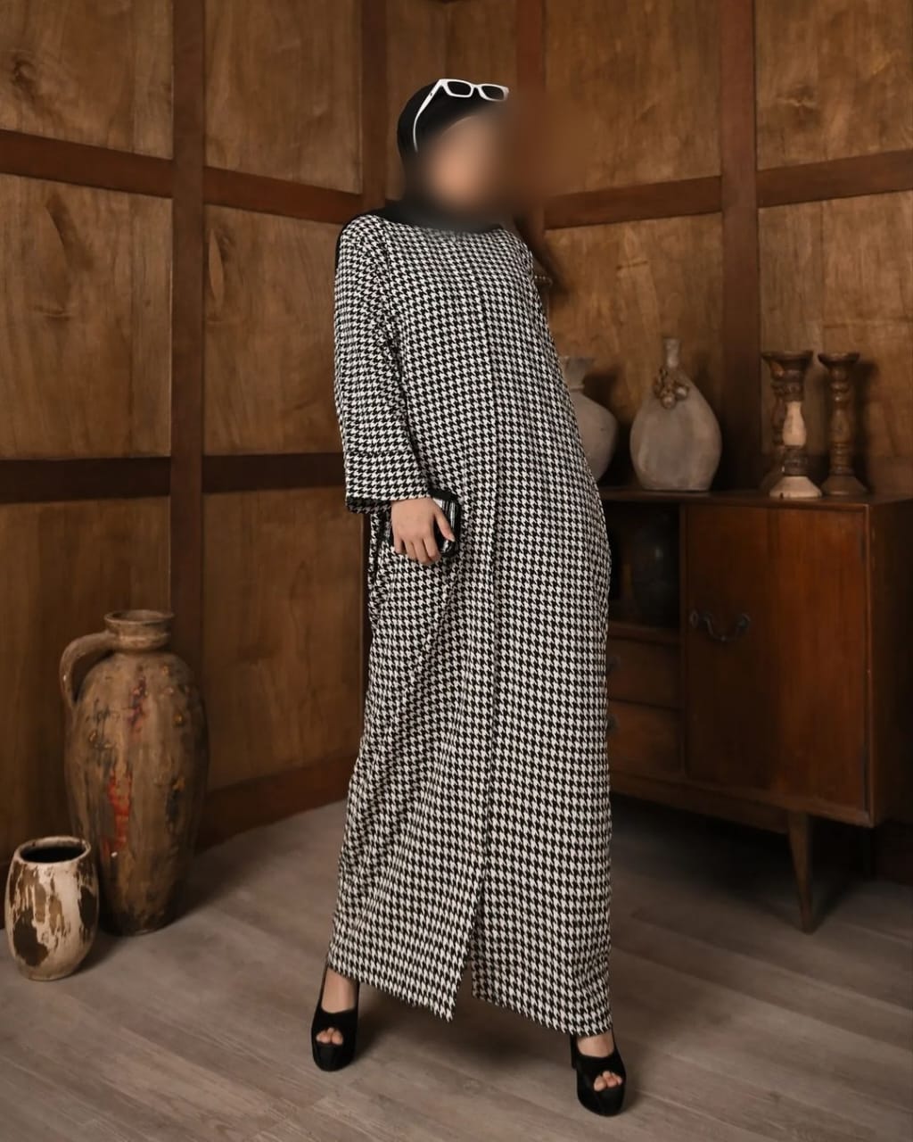 Off-white Hounds Abaya HAC_0127