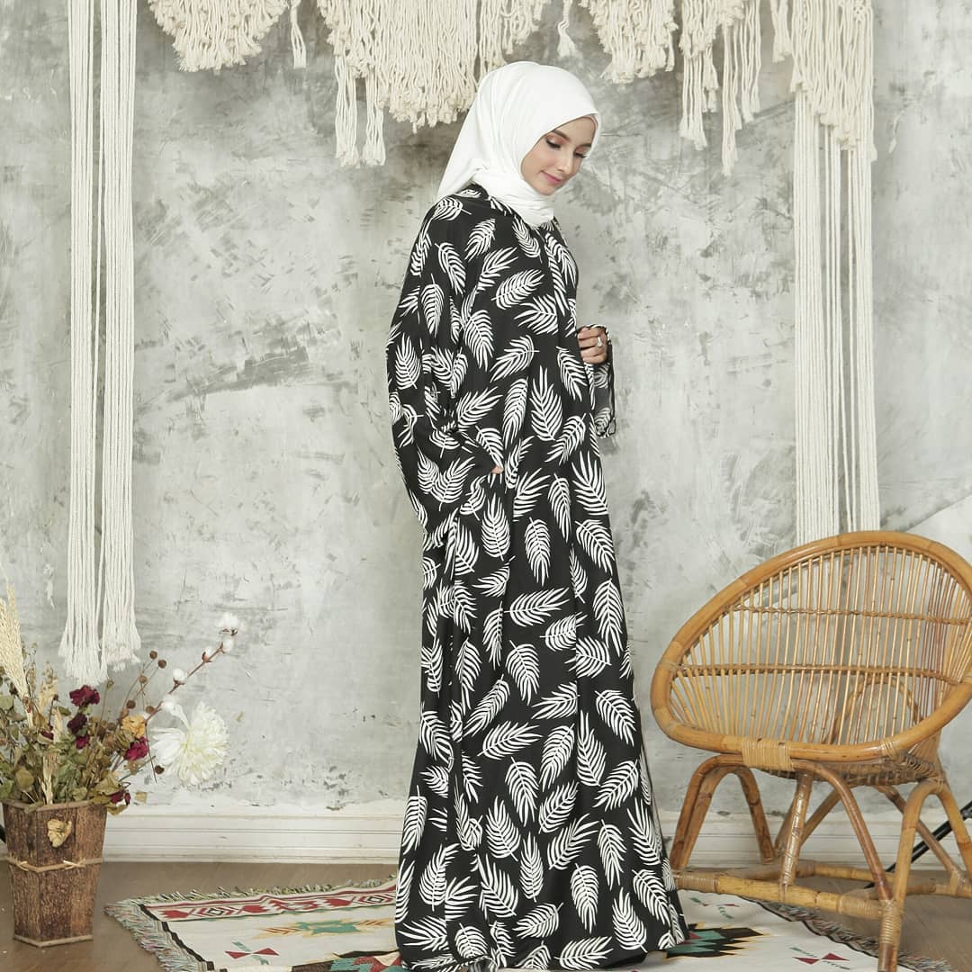 Leaf Abaya HAC_0096