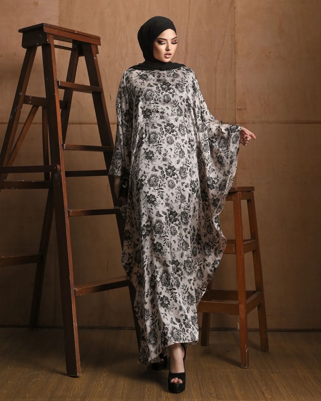 Black Floral Kaftan Abaya HAC-0025