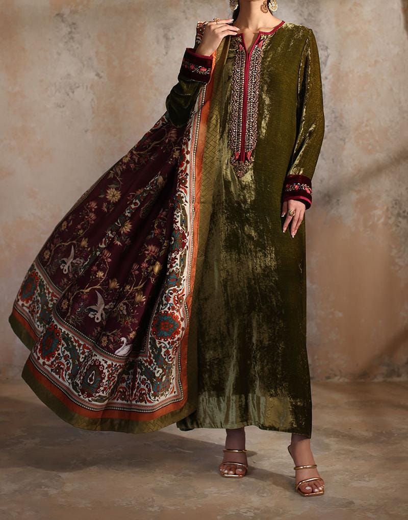 Mehndi Green Velvet Set