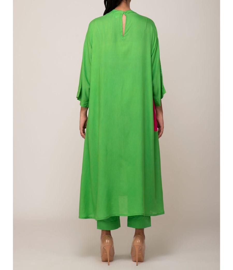 Kumud Kaftan with Iris Green
