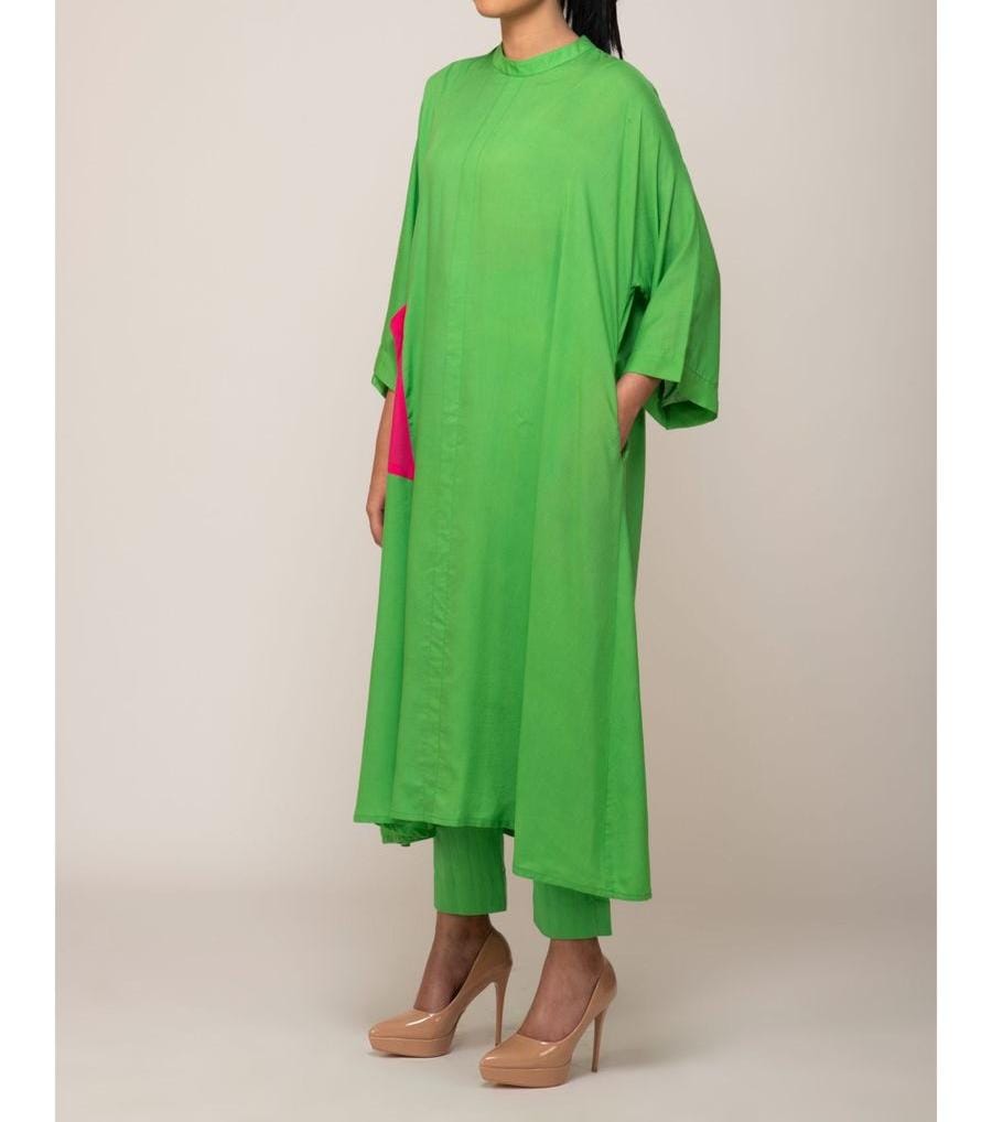 Kumud Kaftan with Iris Green