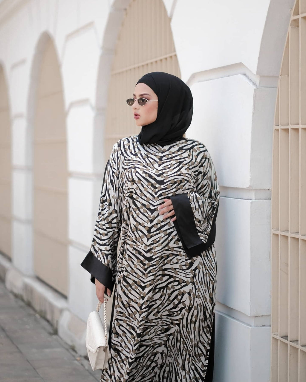 Zebra Print Abaya HAC_0177