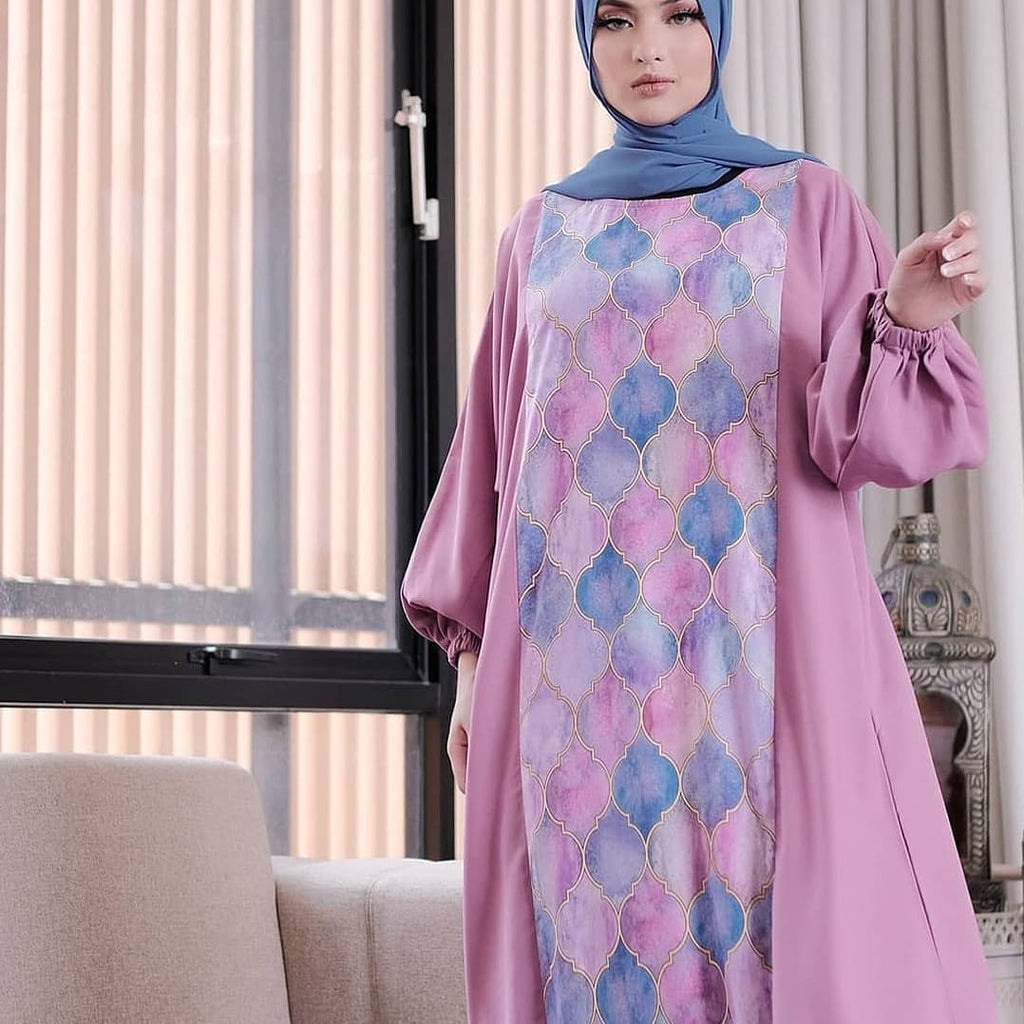 Pink Abaya HAC_0131