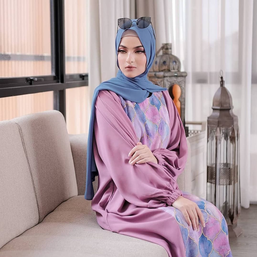 Pink Abaya HAC_0131
