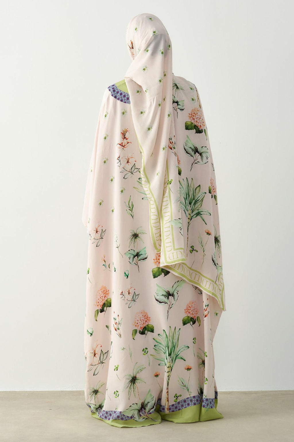 Floss kaftan powder set